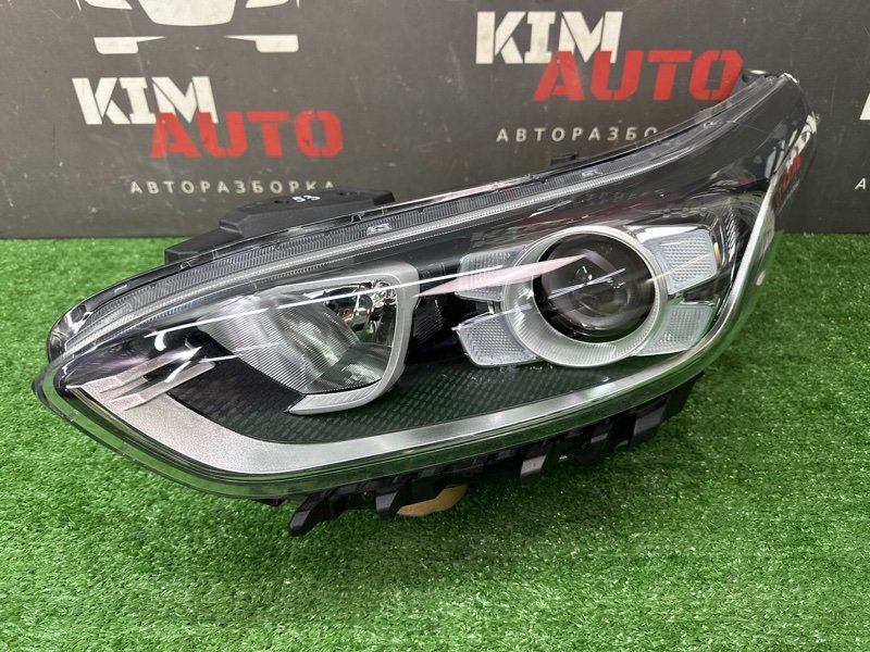 Фары передние Kia Cerato 4 BD