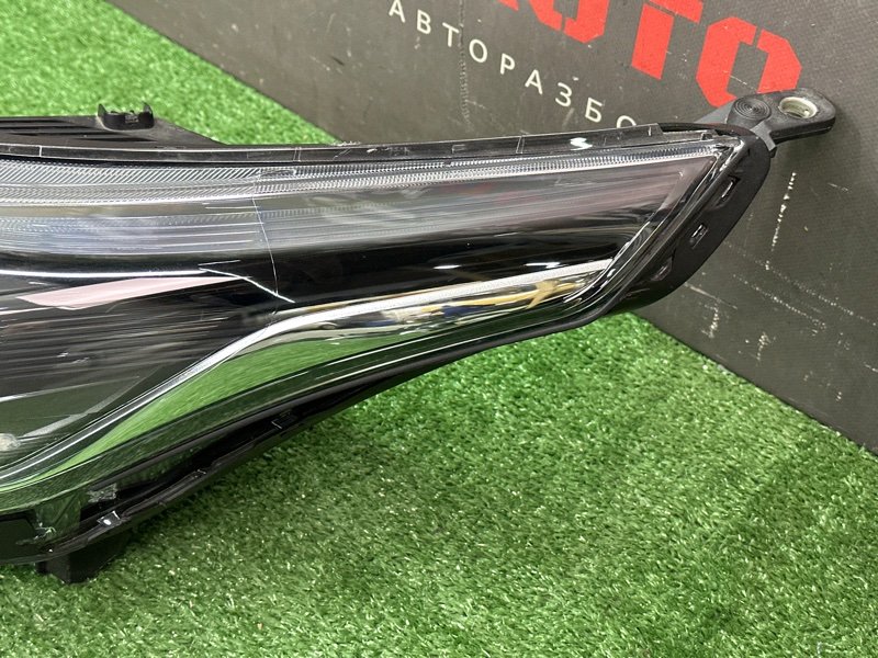 Фары передние Kia Cerato 4 BD