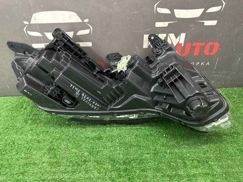 Фары передние Kia Carnival 4 KA4