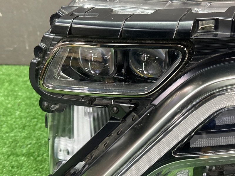 Фары передние Kia Carnival 4 KA4