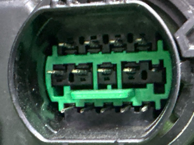 Фары передние Kia Carnival 4 KA4