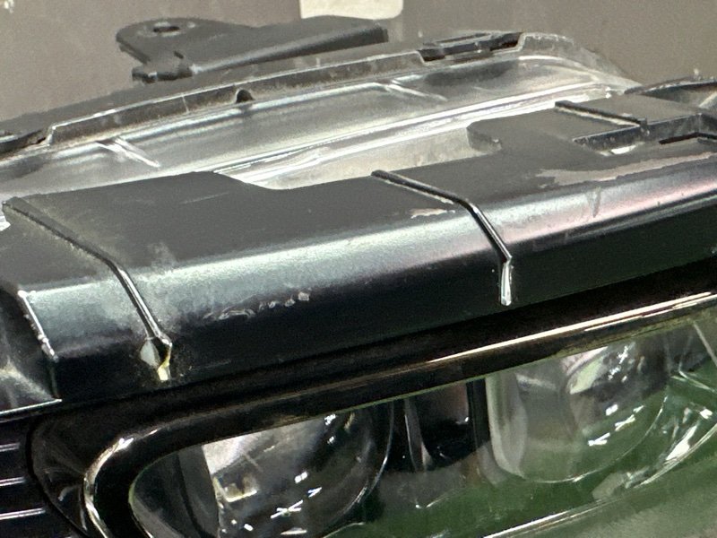 Фары передние Kia Carnival 4 KA4