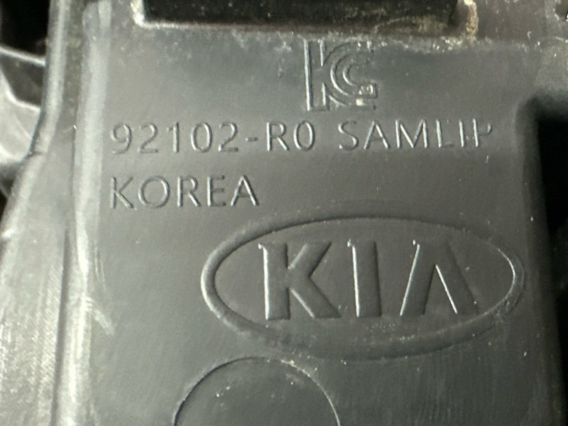 Фары передние Kia Carnival 4 KA4