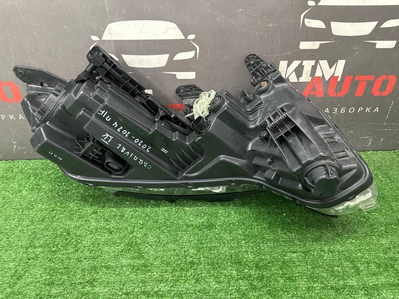 Фары передние Kia Carnival 4 KA4