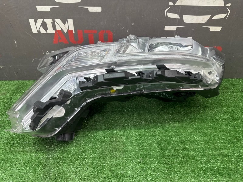 Фары передние Kia Carnival 4 KA4