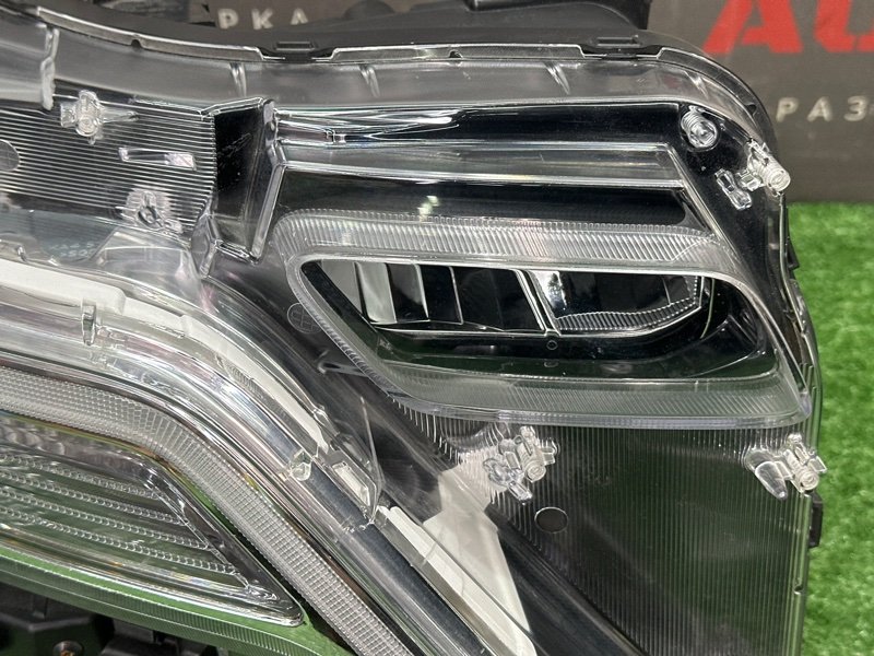 Фары передние Kia Carnival 4 KA4