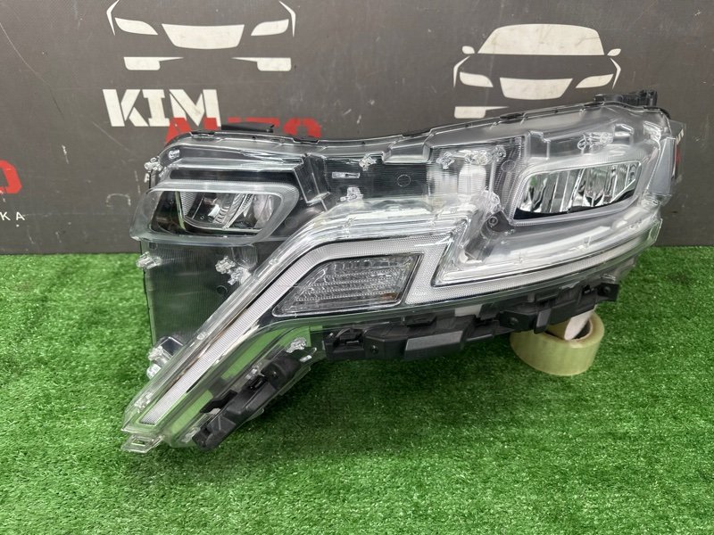 Фары передние Kia Carnival 4 KA4
