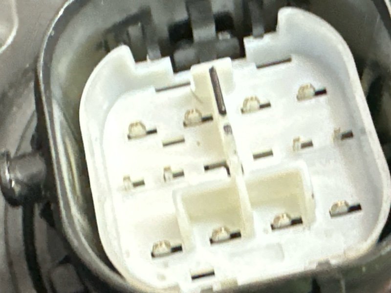 Фара Kia Carnival 4 2023 KA4