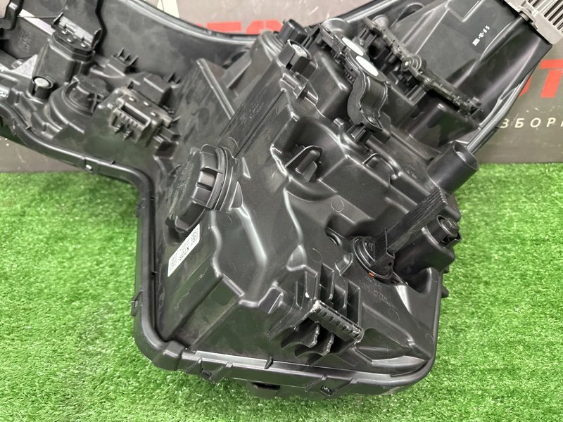 Фары передние Kia Carnival 4 2024 KA4