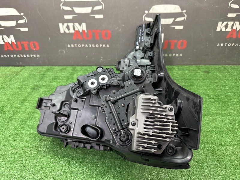 Фары передние Kia Carnival 4 2024 KA4