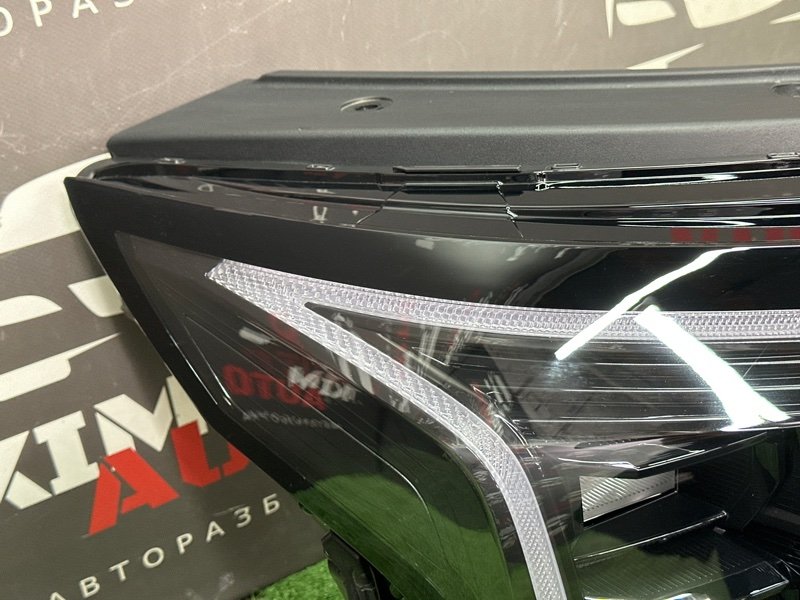 Фары передние Kia Carnival 4 2024 KA4