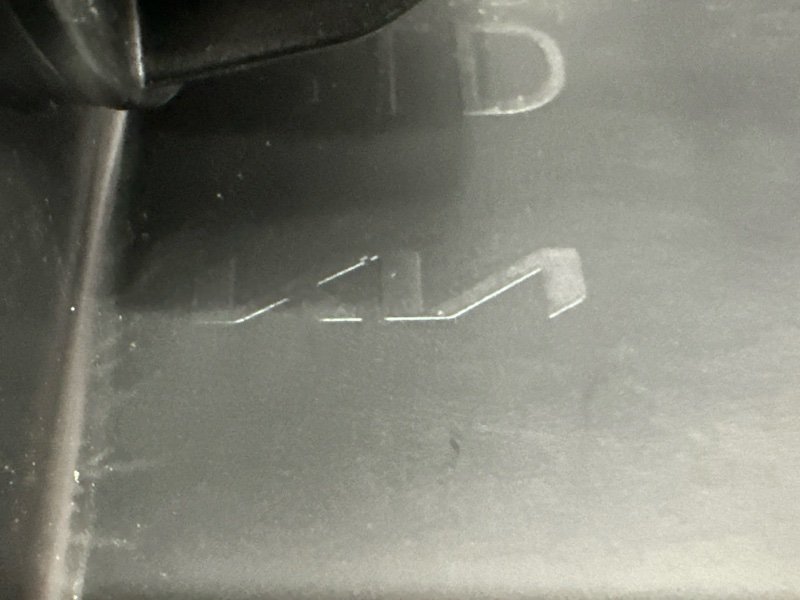 Фары передние Kia Carnival 4 2024 KA4