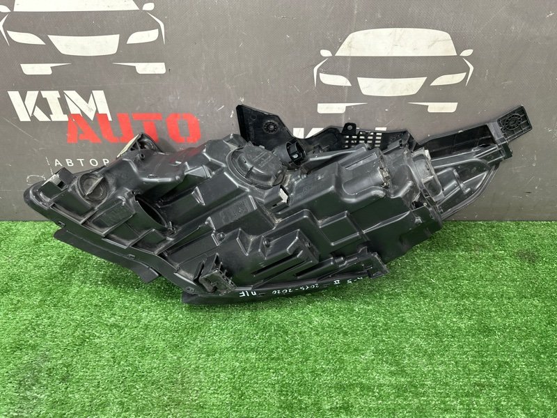 Фары передние Kia Optima 4 JF