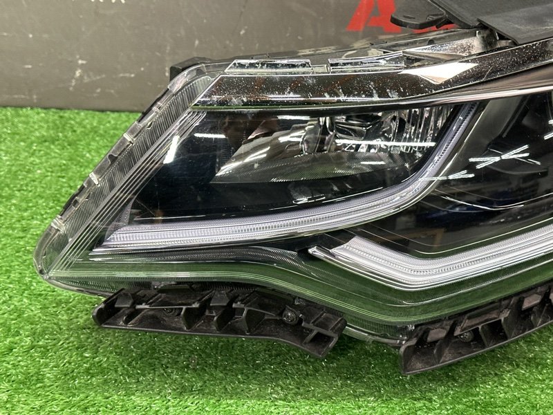 Фара Kia Optima 4 JF