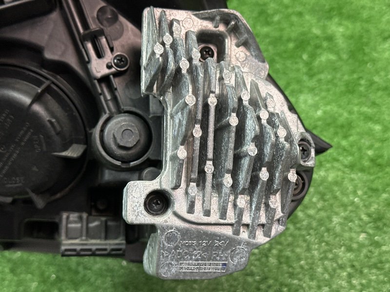 Фары передние Kia K5 DL3