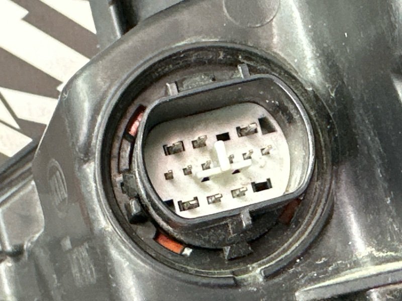 Фары передние Kia K5 DL3