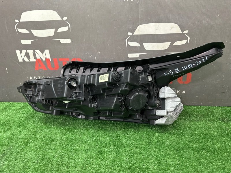 Фары передние Kia K5 DL3