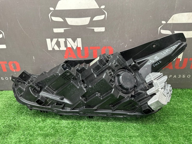 Фары передние Kia K5 DL3