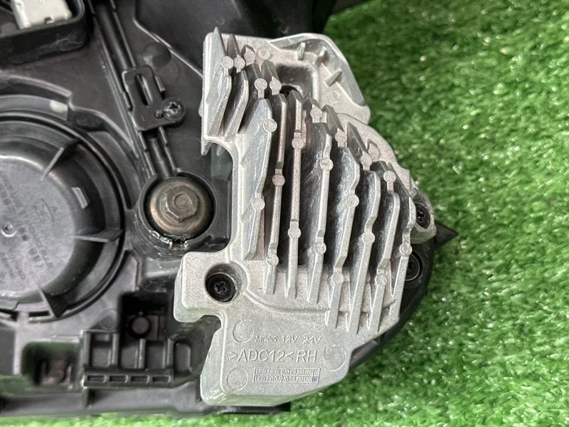 Фары передние Kia K5 DL3