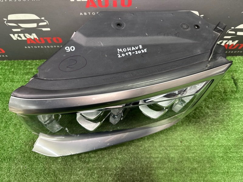 Фара Kia Mohave HM2