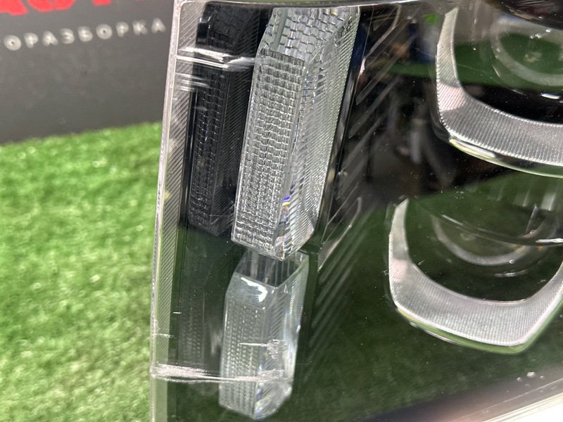 Фара Kia Mohave HM2