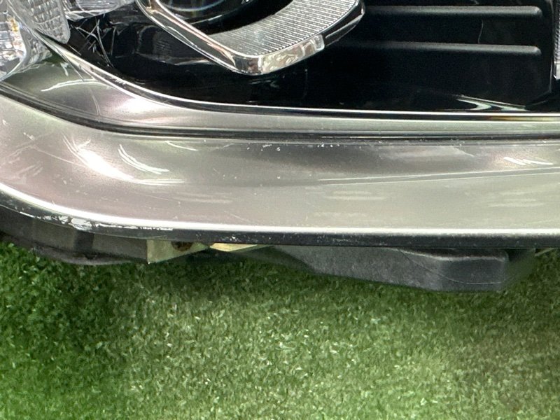 Фара Kia Mohave HM2