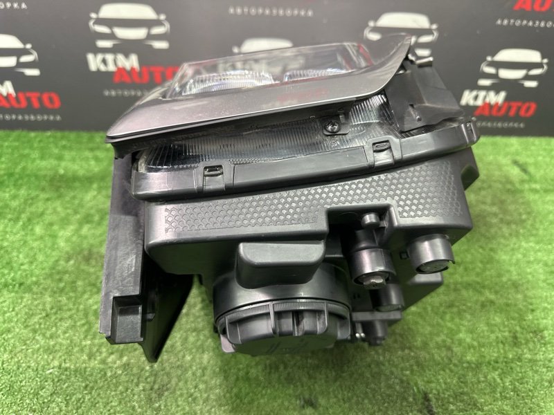 Фара Kia Mohave HM2