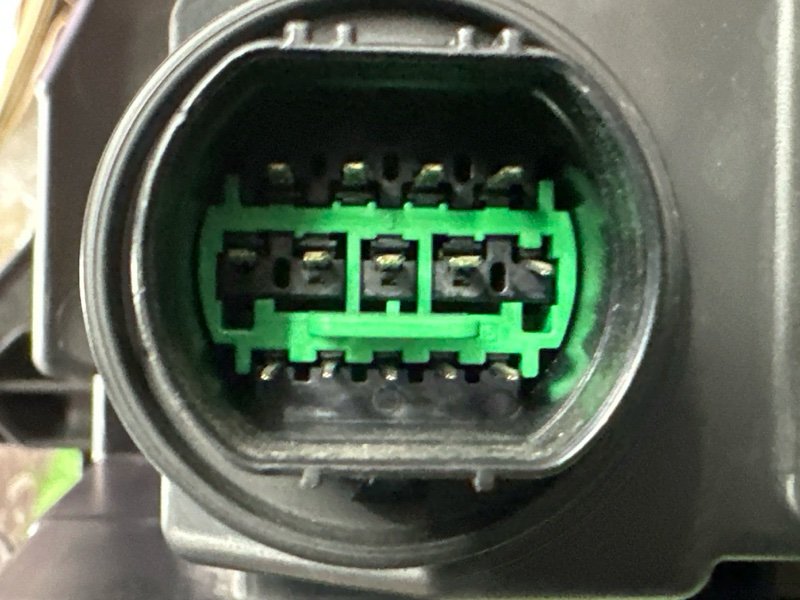 Фара Kia Mohave HM2