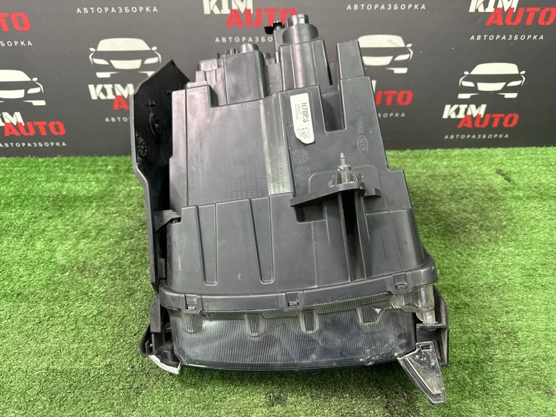 Фара Kia Mohave HM2