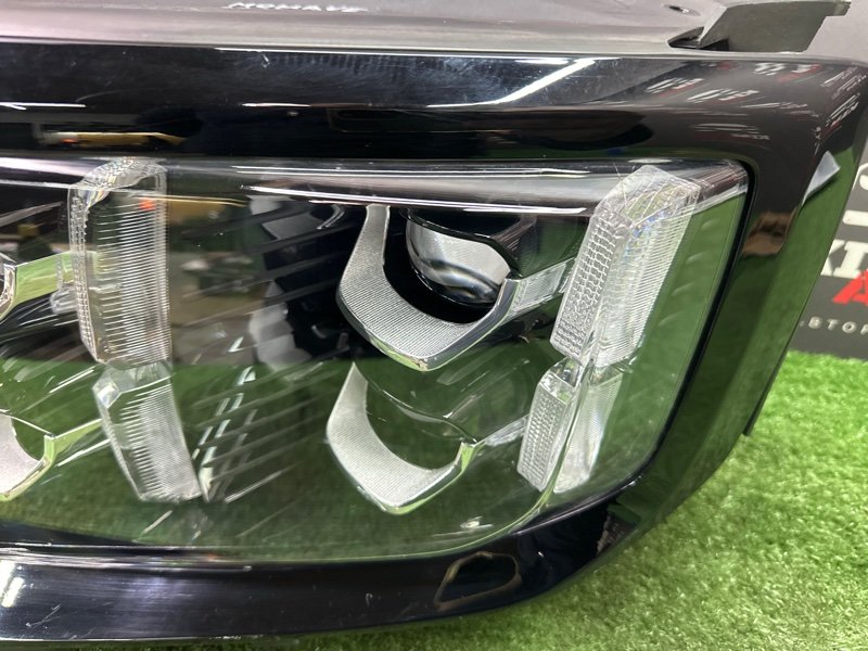 Фара Kia Mohave HM2