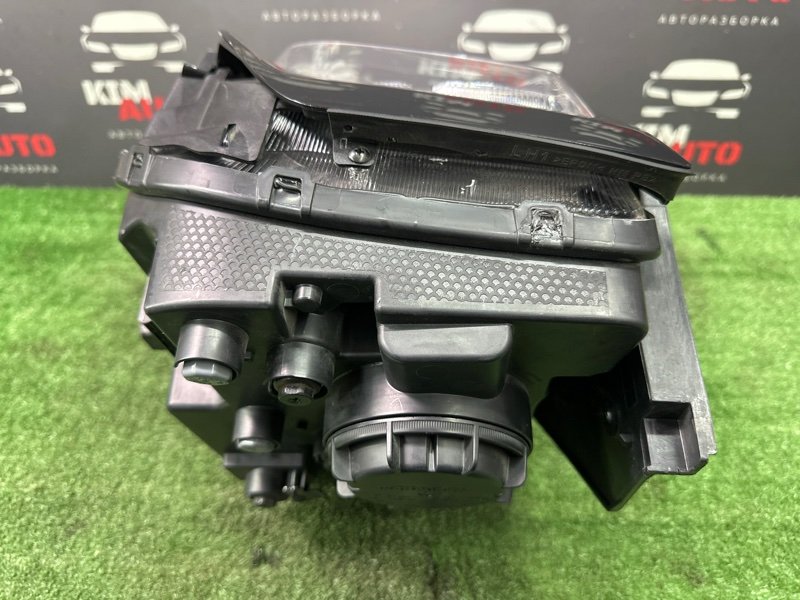 Фара Kia Mohave HM2