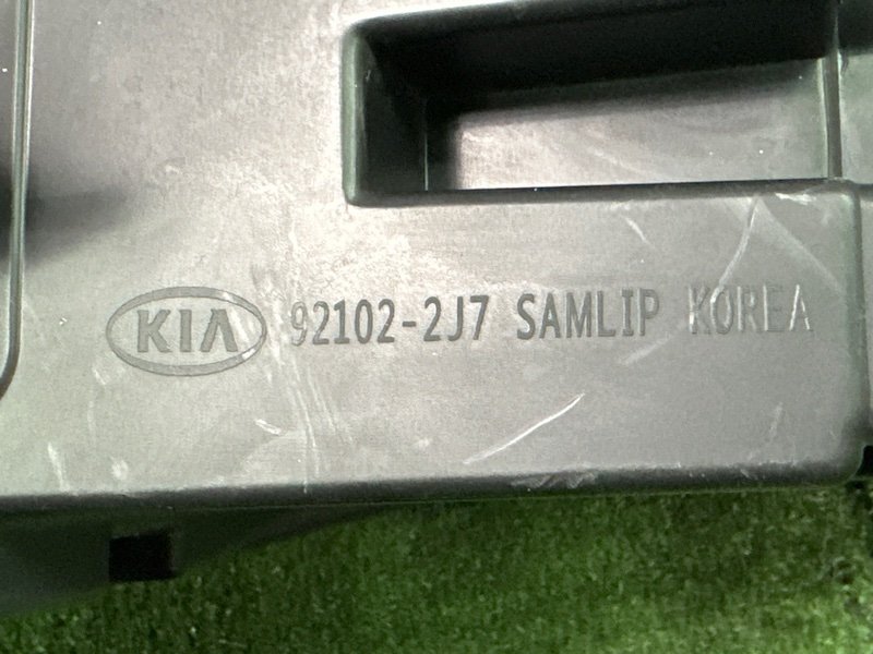 Фара Kia Mohave HM2