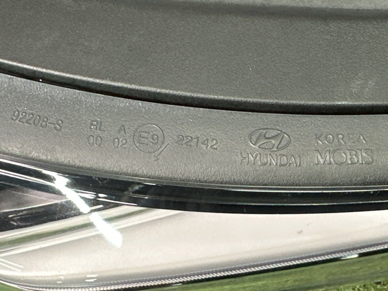 Фара (ДХО) Hyundai Santa Fe 4 TM