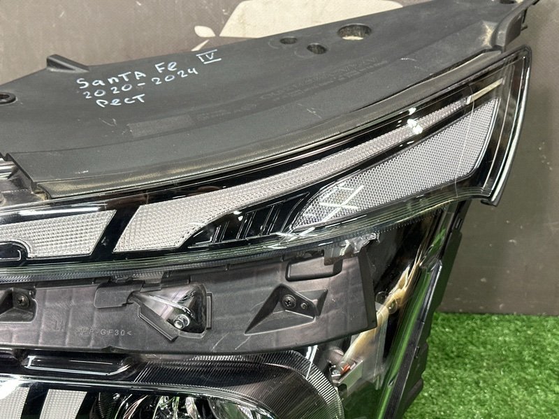 Фара Hyundai Santa Fe 4 TM