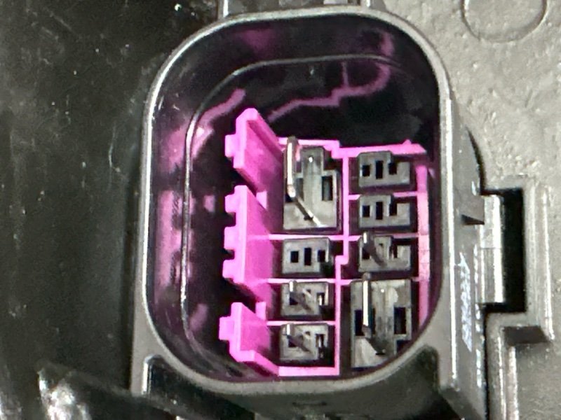 Фары передние Audi A6 C8