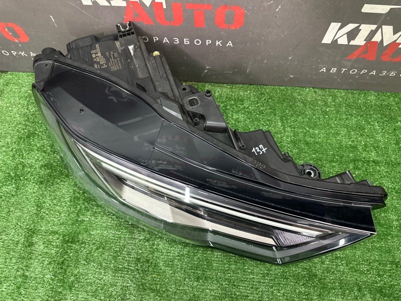 Фары передние Audi A6 C8