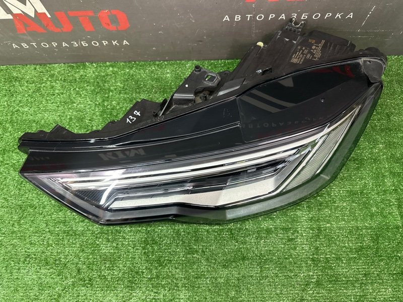 Фары передние Audi A6 C8