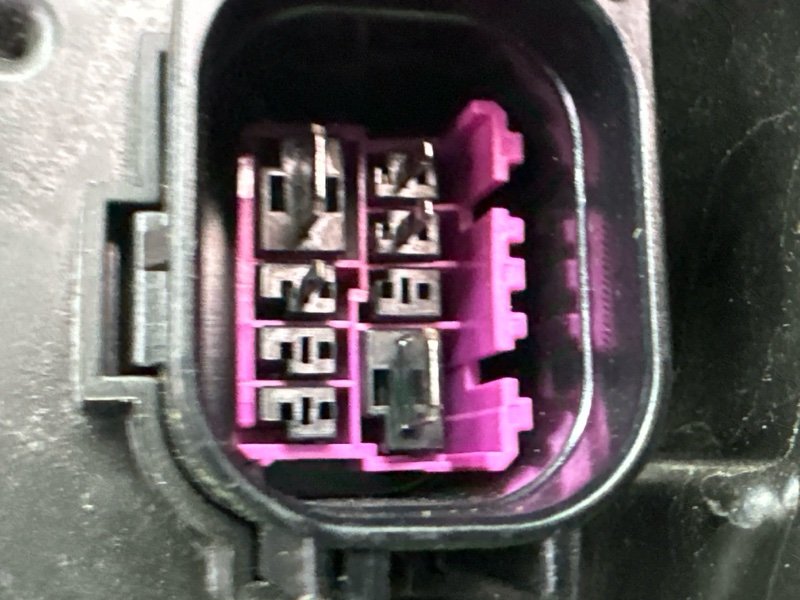 Фары передние Audi A6 C8