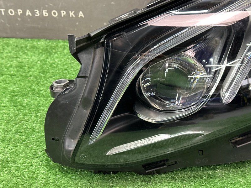 Фара Mercedes-Benz E-Class W213