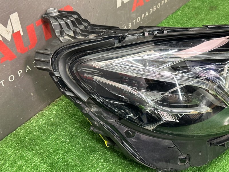 Фара Mercedes-Benz E-Class W213