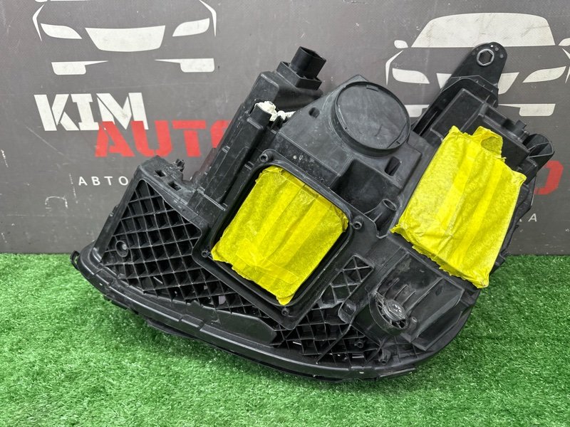 Фара Mercedes-Benz E-Class W213