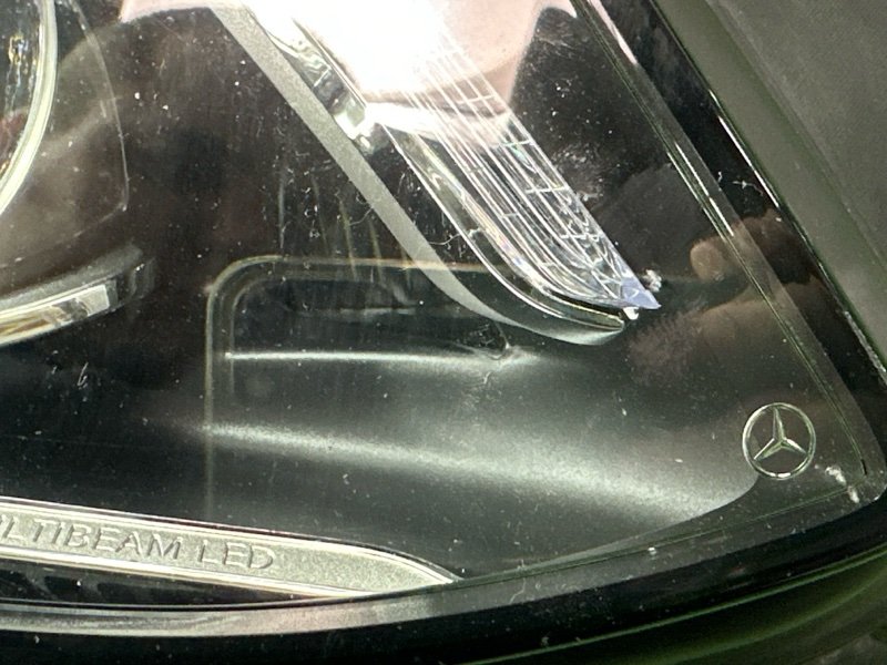 Фара Mercedes-Benz E-Class W213