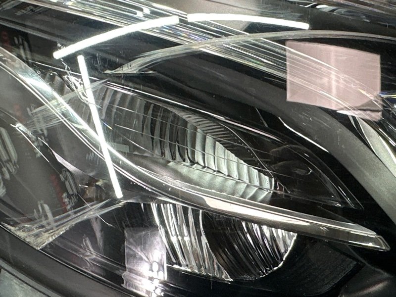 Фара Mercedes-Benz E-Class W213