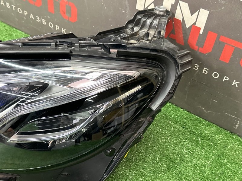 Фары передние Mercedes-Benz E-Class W213
