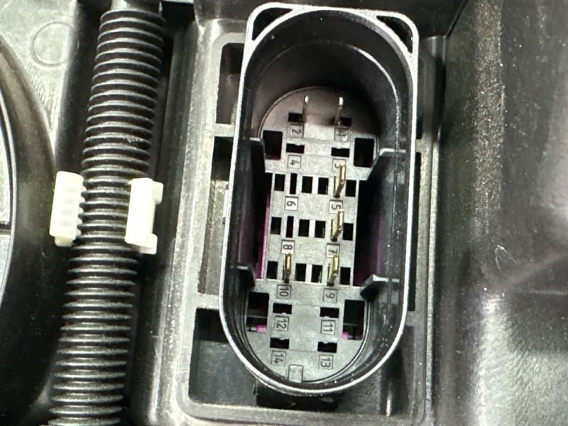 Фары передние Mercedes-Benz E-Class W213