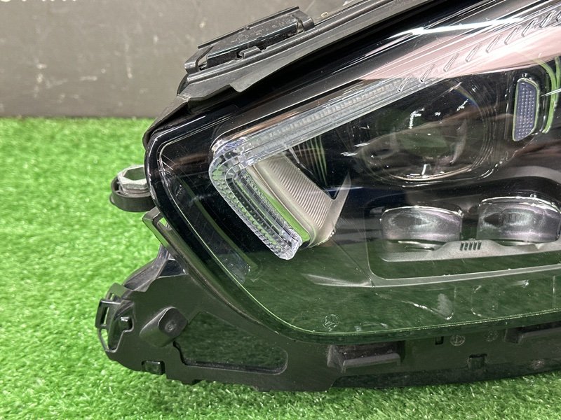 Фары передние Mercedes-Benz E-Class W213