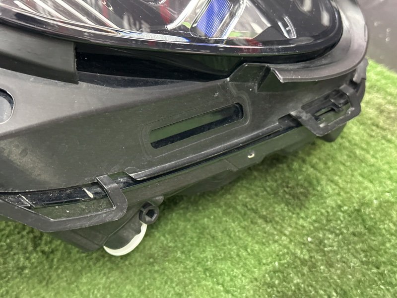 Фара Mercedes-Benz E-Class W213