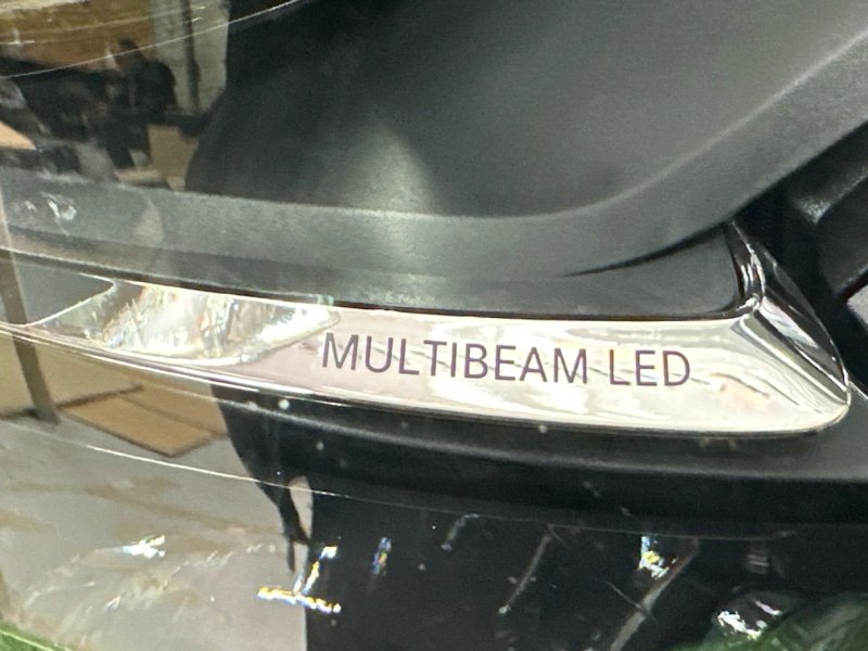 Фара Mercedes-Benz E-Class W213