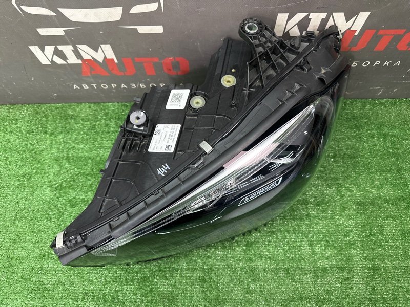 Фары передние Mercedes-Benz C-Class W206