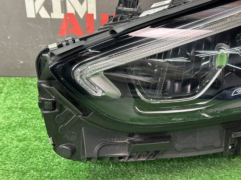 Фары передние Mercedes-Benz C-Class W206